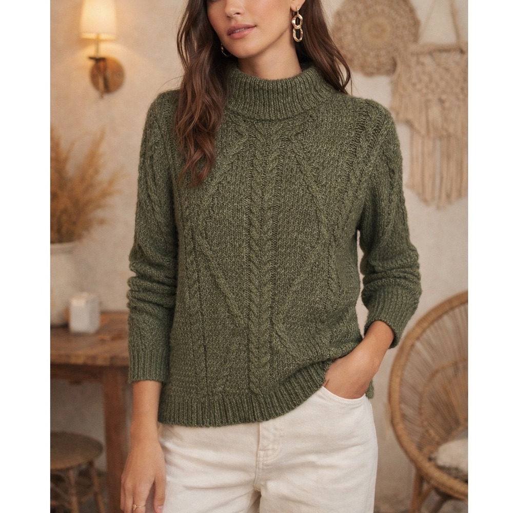 Current Air Anthropologie Women's Chunky Green Knit Sweater- Size‎ Medium